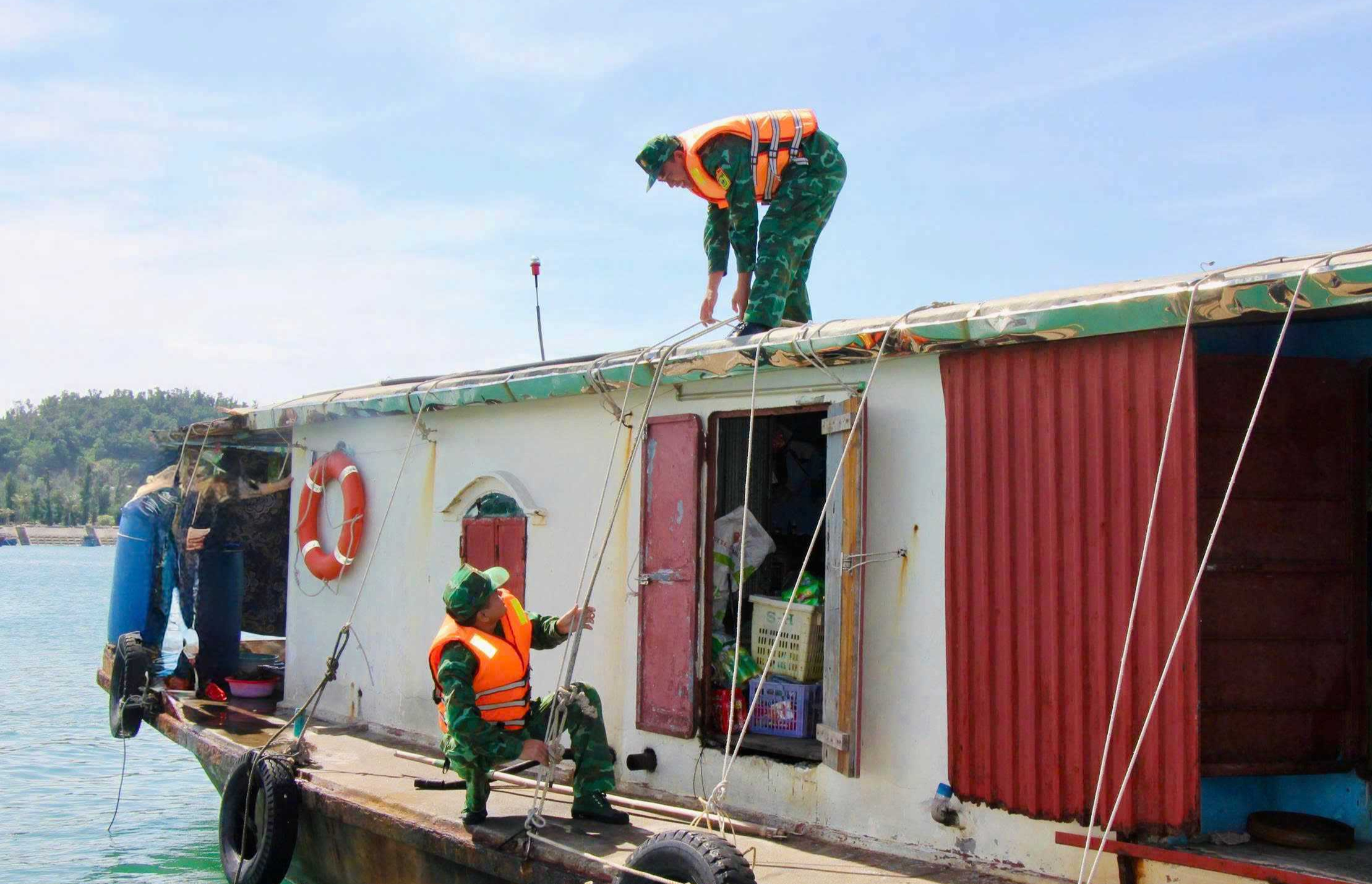 Nhiều địa phương dừng các hoạt động vui chơi giải trí, cấm biển- Ảnh 3.