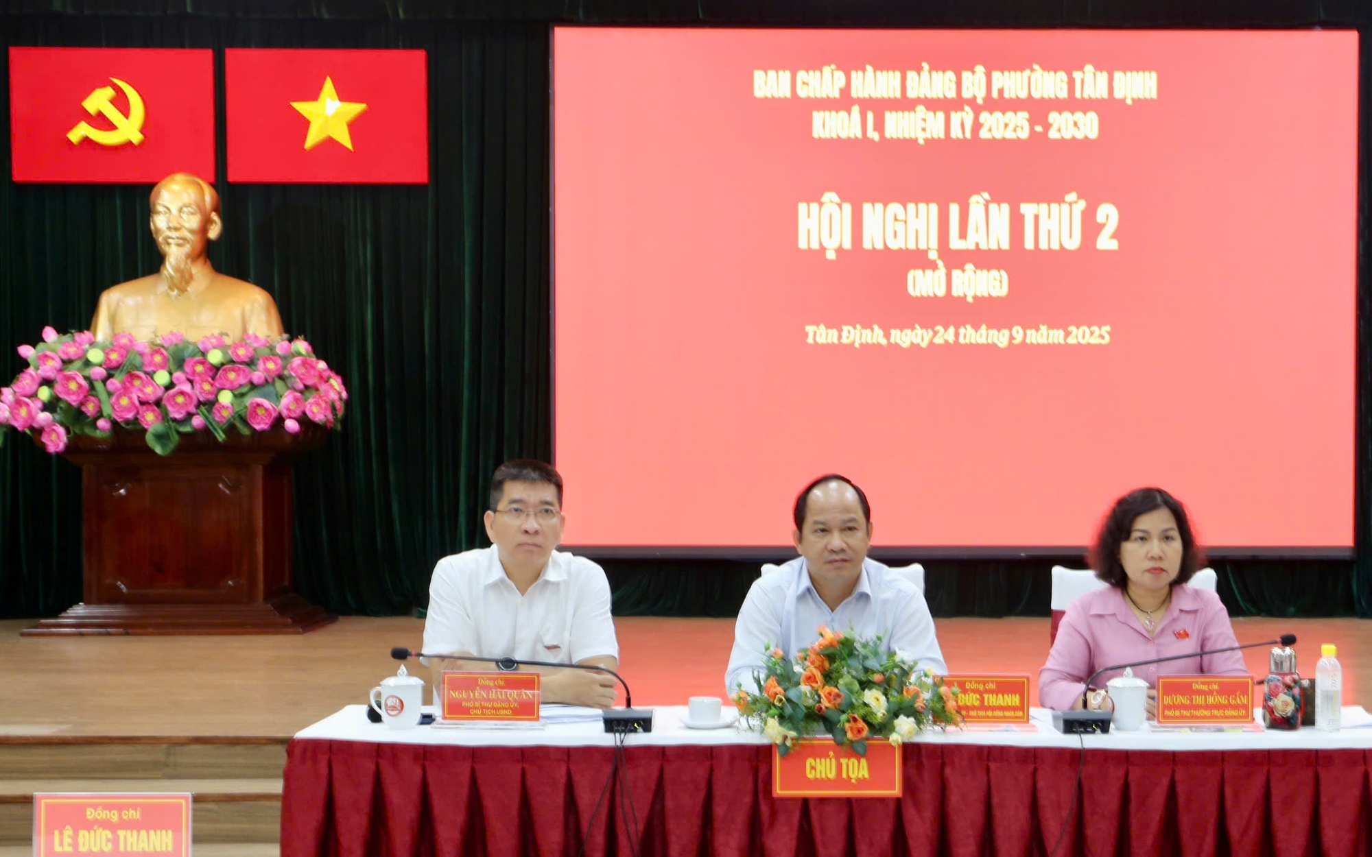 TP HCM: Phường Tân Định tổng ra quân trấn áp tội phạm, bảo vệ Đại hội Đảng - Ảnh 3.