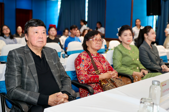 Khơi dòng chảy văn hóa bằng Giải Mai Vàng - Ảnh 2.
