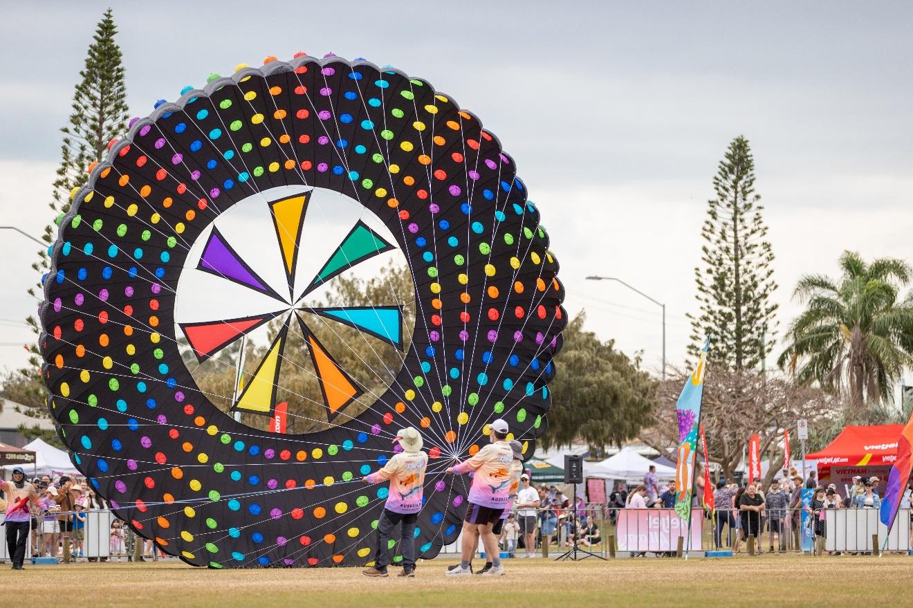 Du khách Australia mãn nhãn lễ hội diều và ưu đãi bay 0 đồng từ Vietjet- Ảnh 5.