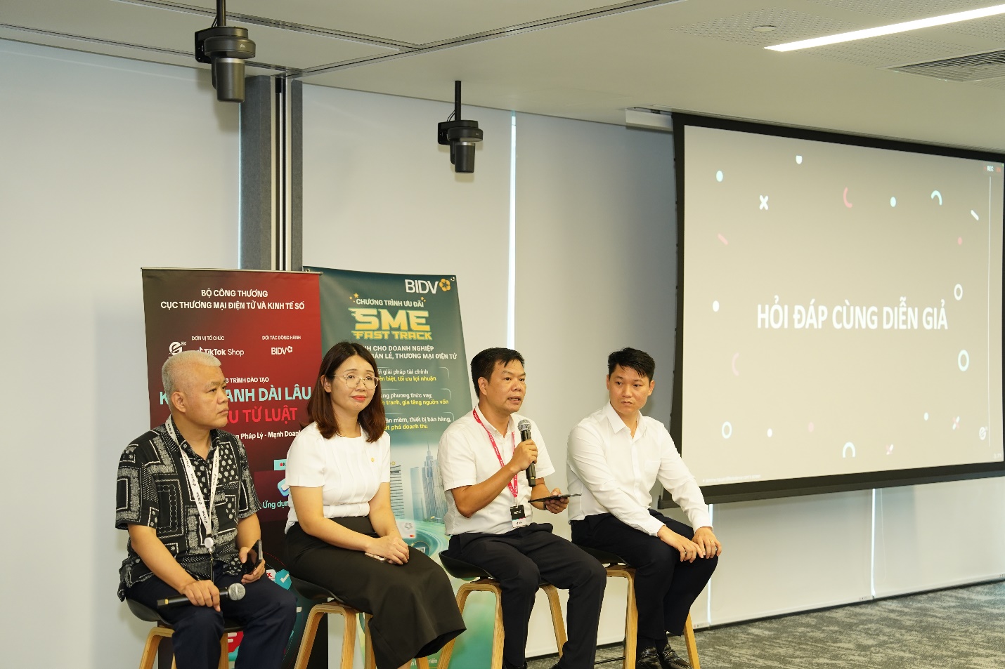 Để người tiêu dùng “An Tâm Vui Sắm”- Ảnh 2.