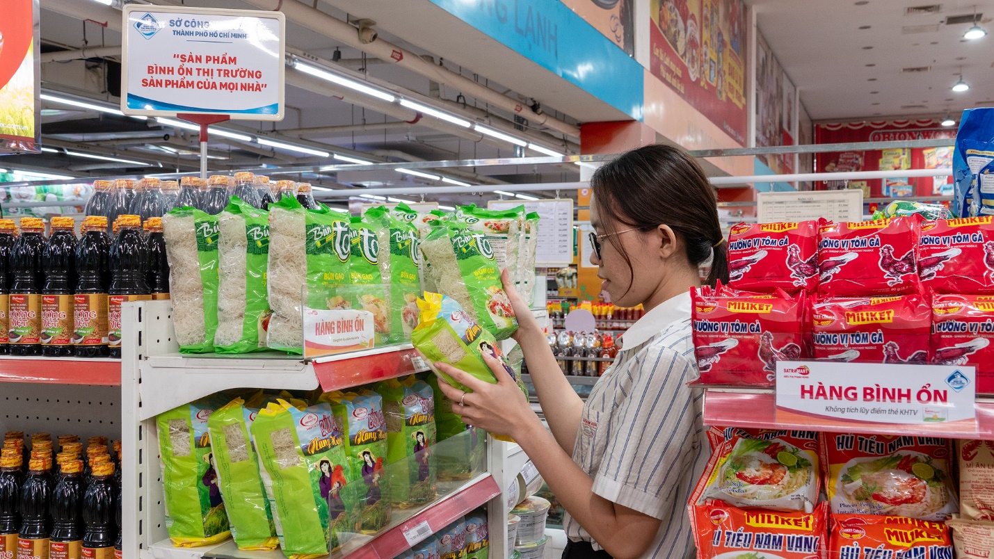 SATRA tung combo “đi chợ hộ”, khuyến mãi sâu- Ảnh 2.