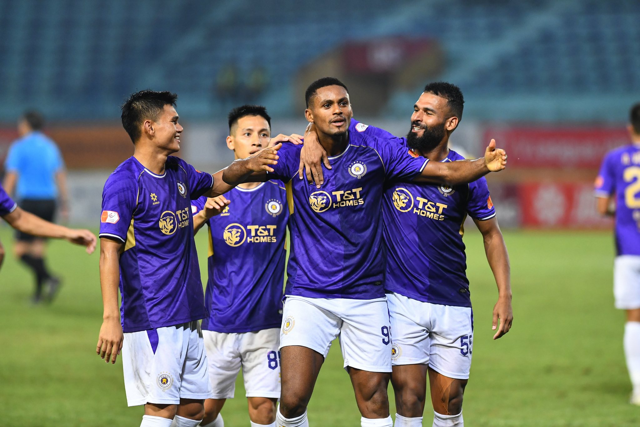 Ngoại binh "nổ súng", Hà Nội FC có trận thắng đầu tiên - Ảnh 5.