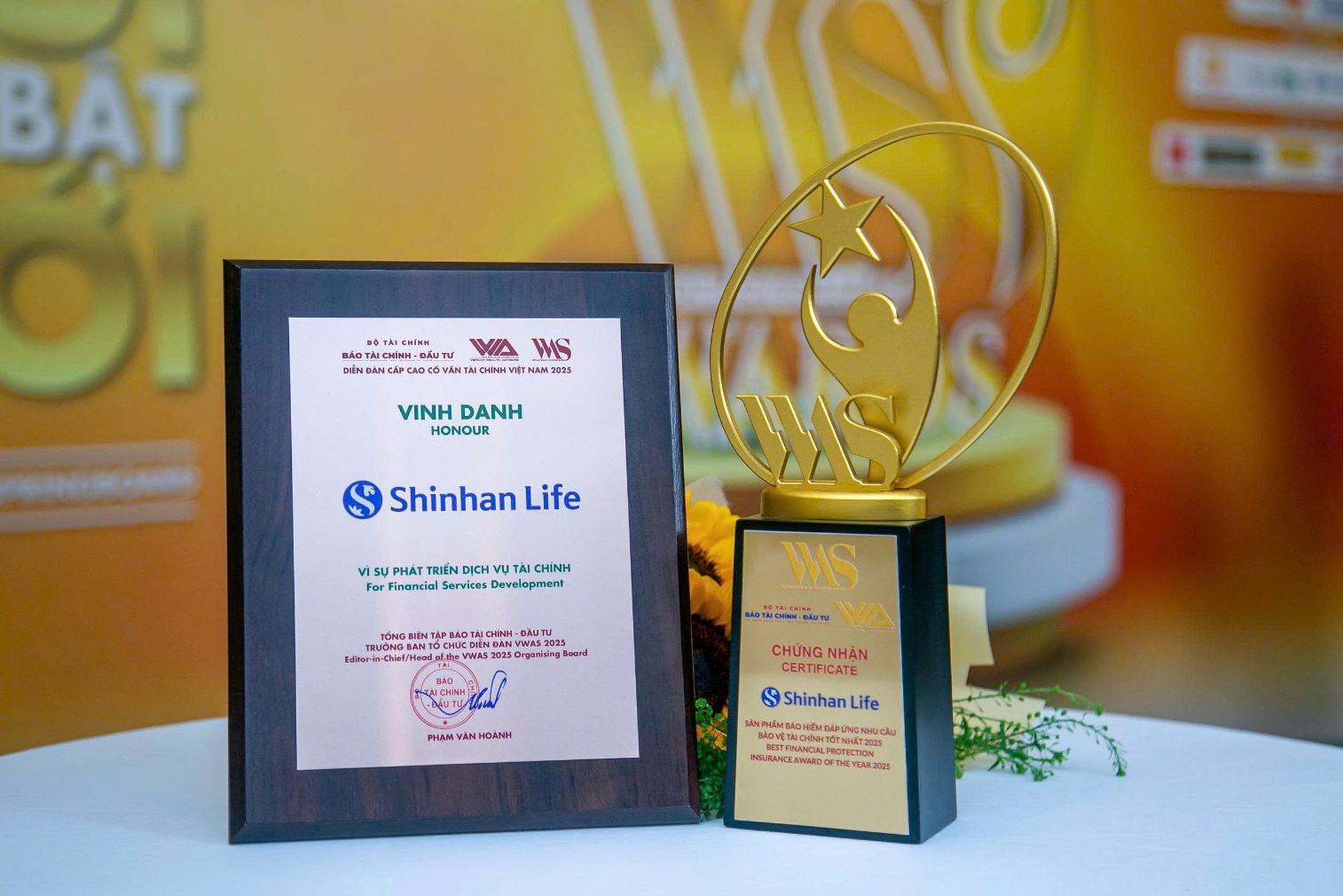 Shinhan Life được vinh danh Sản phẩm bảo hiểm đáp ứng nhu cầu bảo vệ tài chính tốt nhất- Ảnh 1.