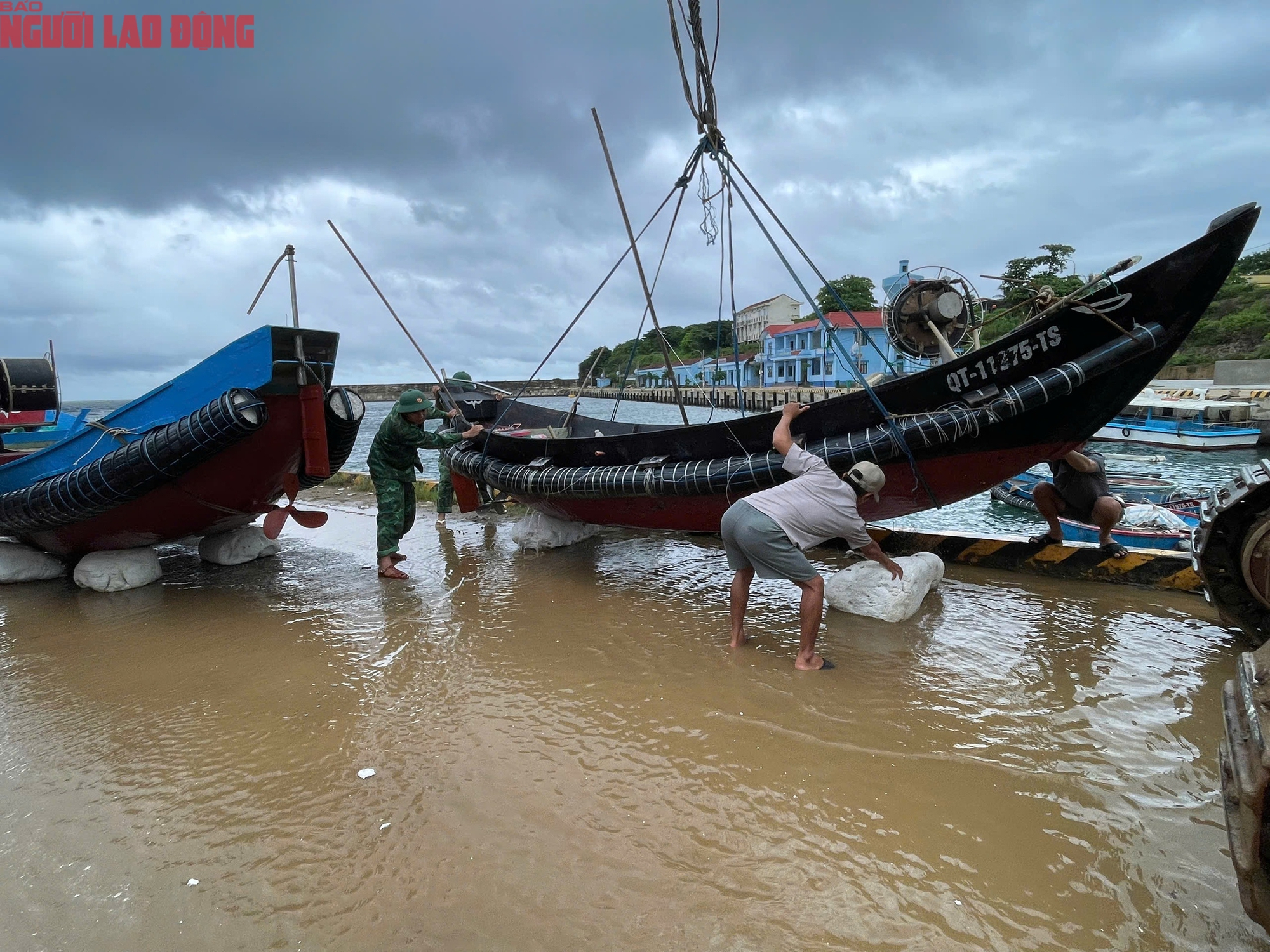 Hình ảnh "không chủ quan" ở đặc khu Cồn Cỏ, nơi bão số 10 ngang qua với cường độ mạnh- Ảnh 3.