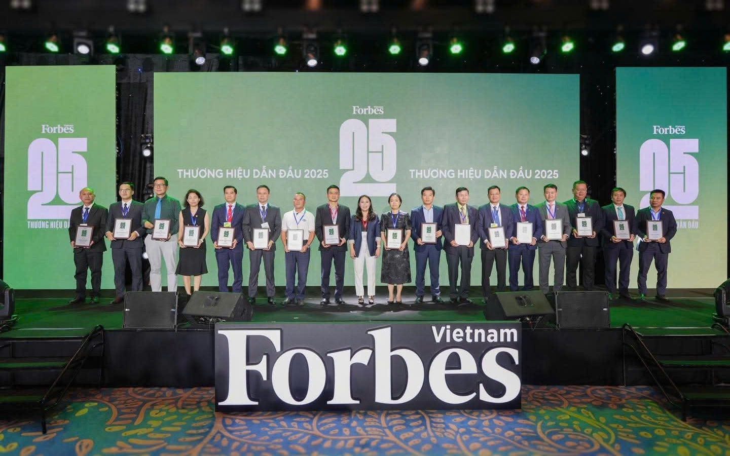 Tuổi trẻ Cao su Việt Nam và khát vọng xanh trong phát triển bền vững - Ảnh 1.