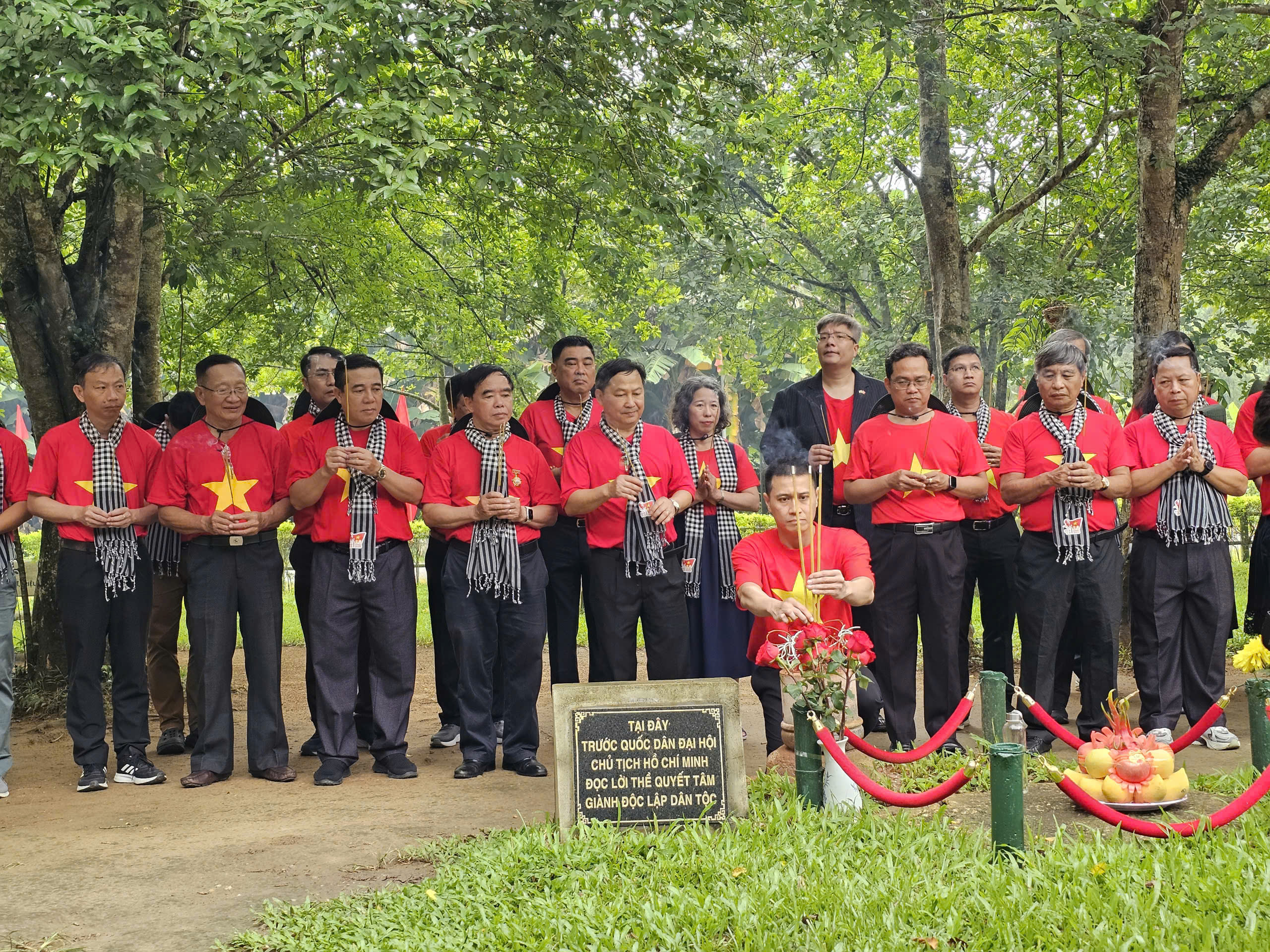 Những điểm đến khó quên trong chuyến hành trình về nguồn của đoàn đại biểu trí thức TP HCM - Ảnh 26.