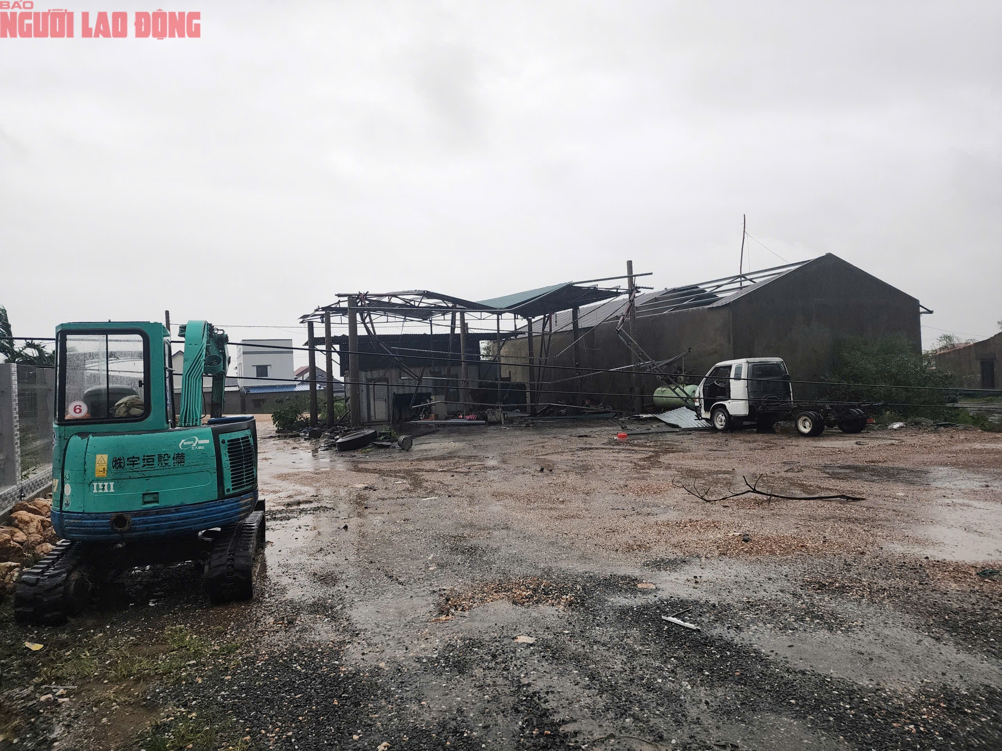 Quảng Trị sau bão số 10: Thiệt hại nặng nề tại xã Phú Trạch sau cơn bão - Ảnh 15.