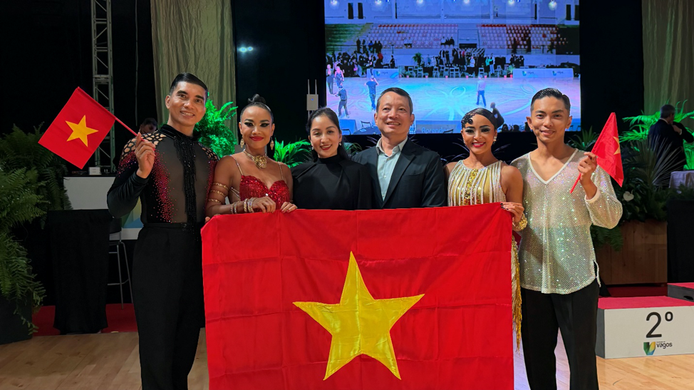 Cặp đôi VĐV dancesport Việt Nam lọt top 16 Vô địch Thế giới Latin lứa tuổi Trung niên 2 - Ảnh 1.