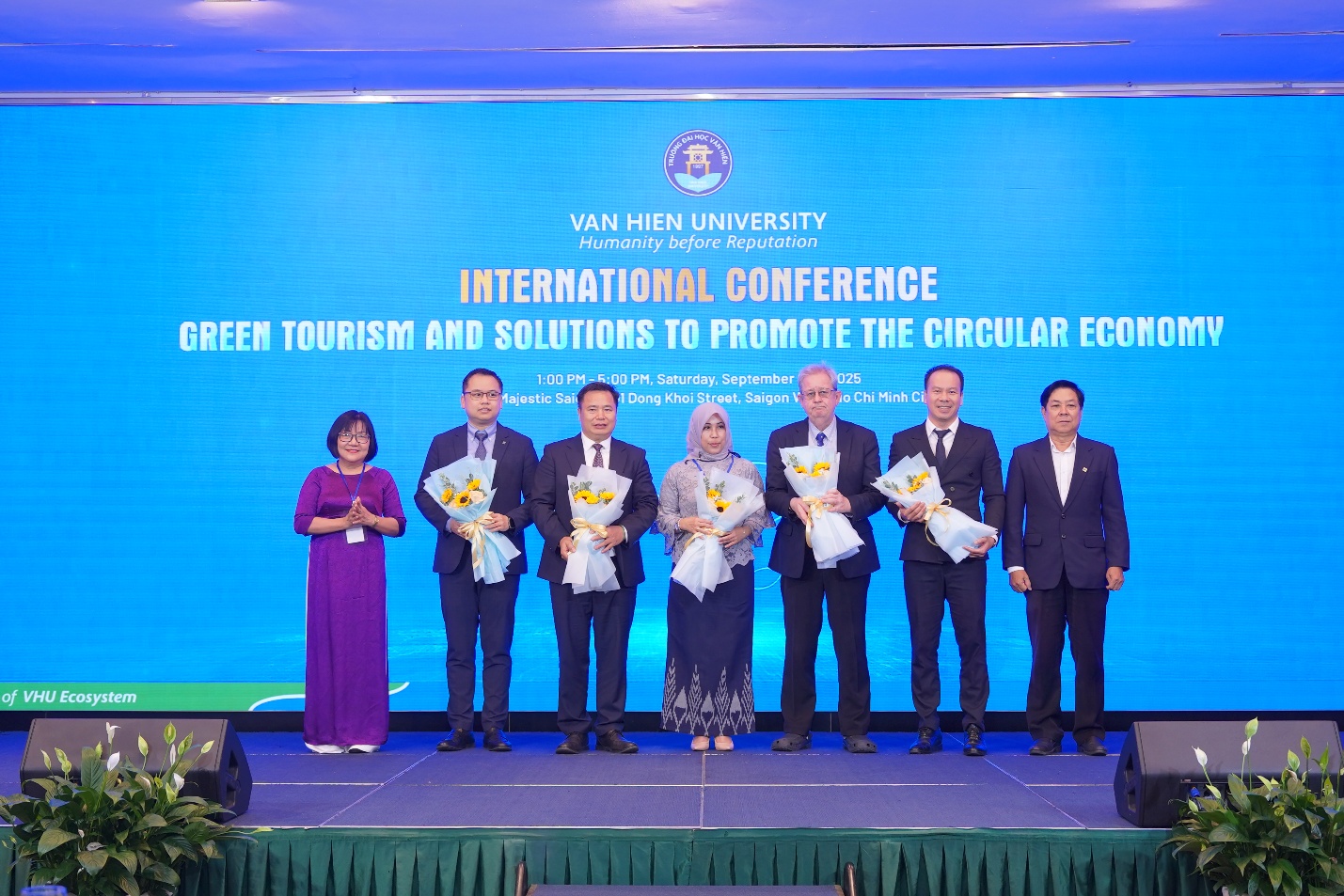 Hội thảo khoa học quốc tế “Du lịch xanh và giải pháp thúc đẩy kinh tế tuần hoàn”- Ảnh 3.