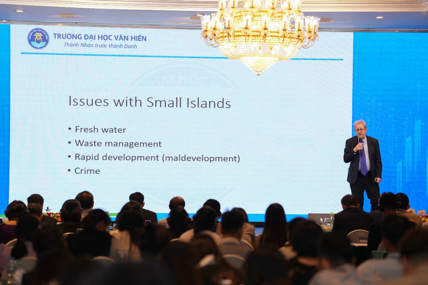 Hội thảo khoa học quốc tế “Du lịch xanh và giải pháp thúc đẩy kinh tế tuần hoàn”- Ảnh 4.