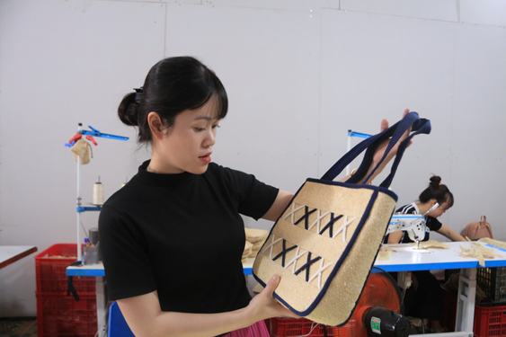 Biến phế phẩm nông nghiệp thành sản phẩm xuất khẩu - Ảnh 2. Biến phế phẩm nông nghiệp thành sản phẩm xuất khẩu - Ảnh 2.