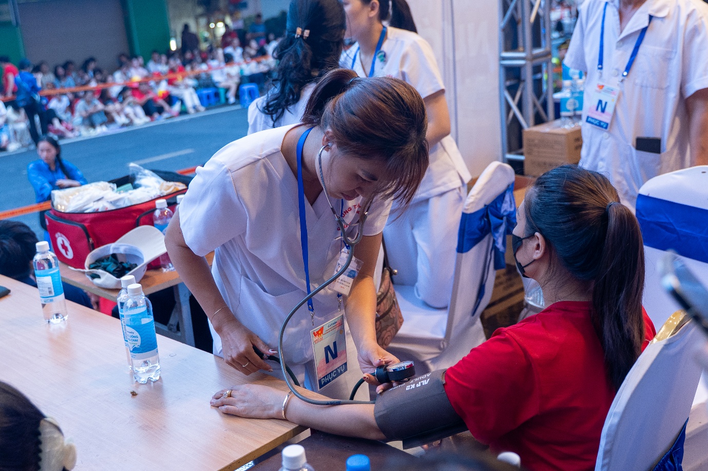 Những khoảnh khắc đẹp tại các trạm sức khỏe Pharmacity đồng hành cùng A80- Ảnh 3.