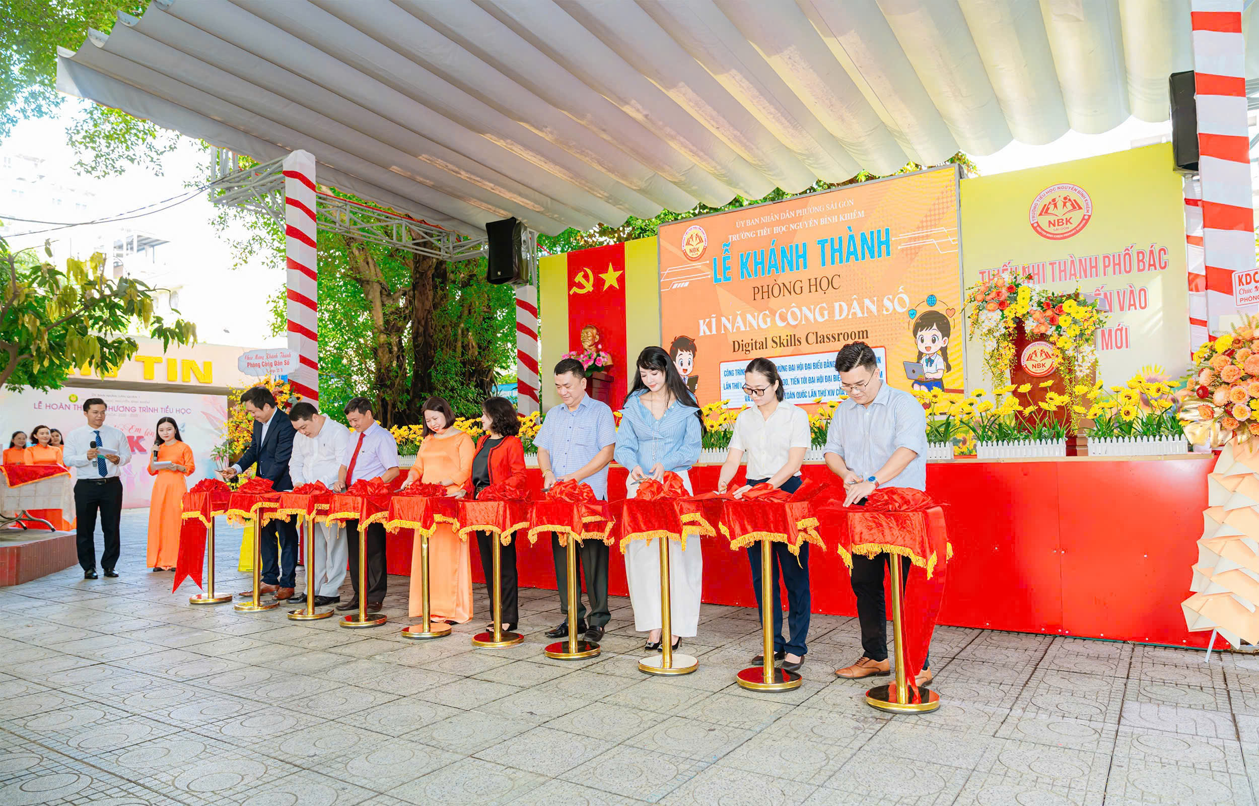 Nhiều trải nghiệm bất ngờ ở phòng học kỹ năng công dân số  - Ảnh 1.