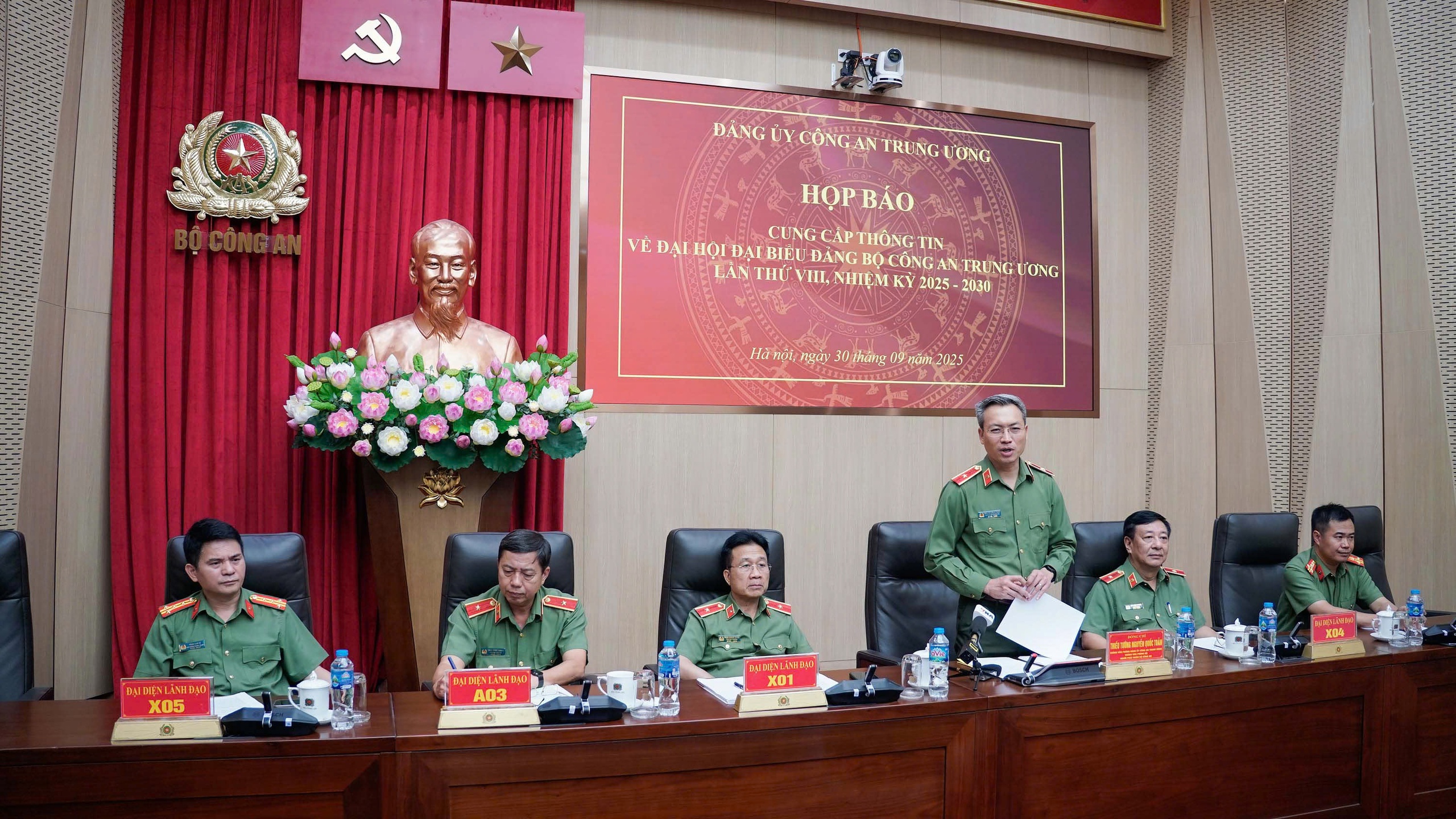 Đại hội Đại biểu Đảng bộ Công an Trung ương lần thứ VIII diễn ra trong 3 ngày - Ảnh 1.