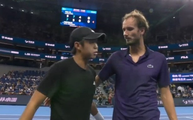 Sinner hạ tay vợt gốc Việt, vô địch China Open - Ảnh 2.