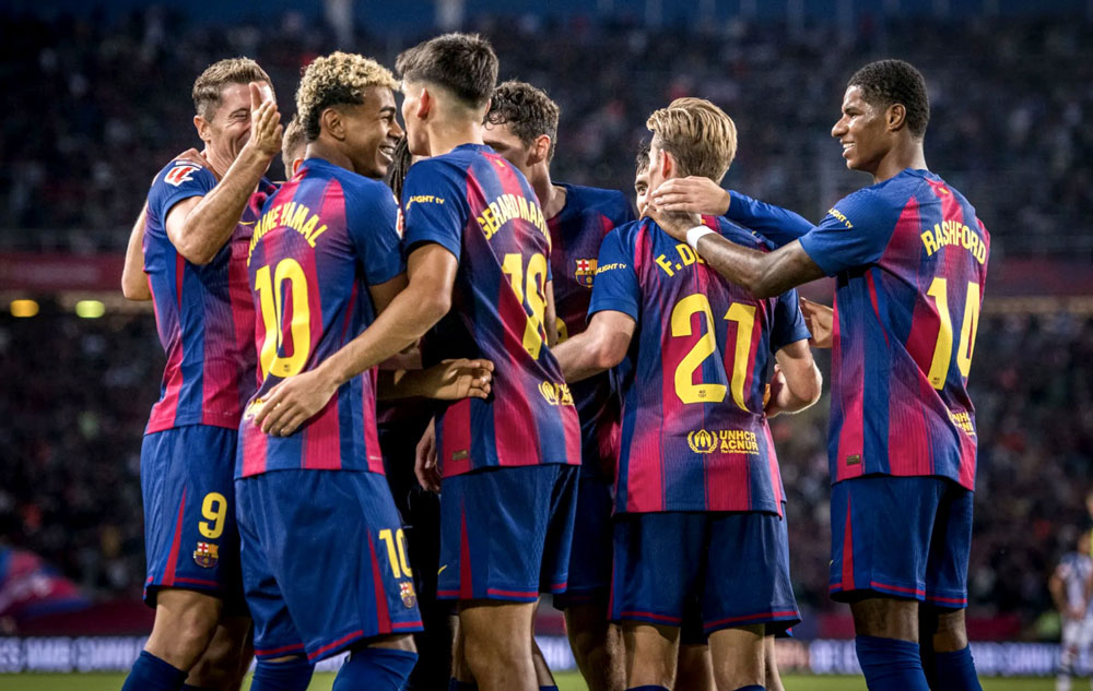 Barcelona vs PSG: នឹងសាហាវនៅតំបន់កណ្តាល - រូបថត ១. Barcelona đối đầu PSG: Sẽ nảy lửa ở khu trung tuyến - Ảnh 1.