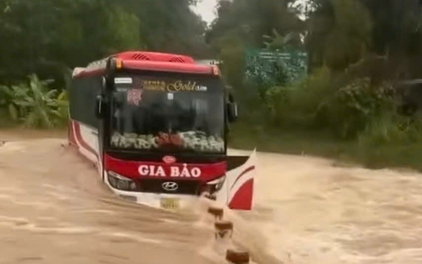 Mưa lũ gây thiệt hại lớn, miền Bắc ngập lụt diện rộng, hàng loạt hồ thủy điện xả lũ- Ảnh 2.