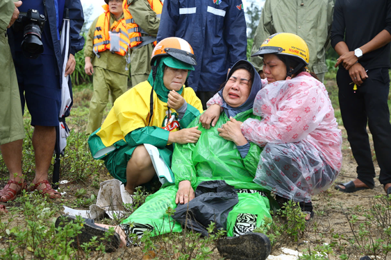 Đau thương ở Cửa Gianh - Ảnh 1.