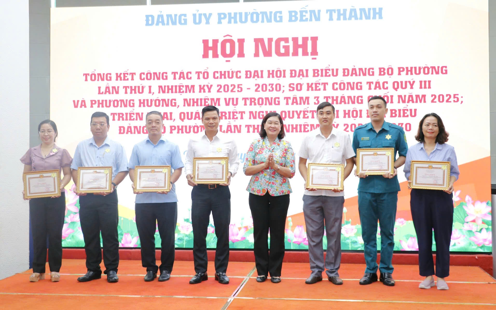 TP HCM: Phường Bến Thành lấy sự hài lòng của dân làm thước đo - Ảnh 7.