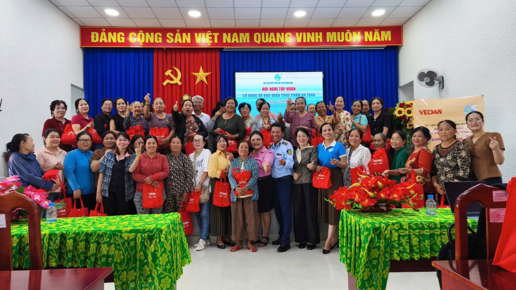 “Bữa cơm của mẹ” - Chuyên đề lan tỏa nhận thức về gia vị minh bạch và chống hàng giả- Ảnh 1.