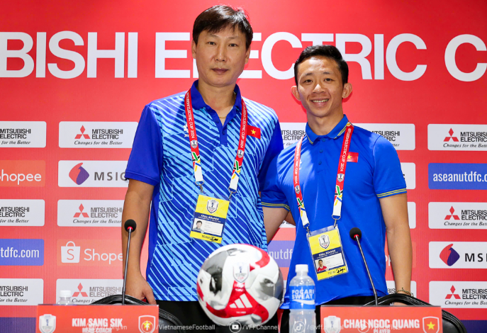 Vì sao Nguyễn Filip, Châu Ngọc Quang bị gạch tên trên tuyển Việt Nam? - Ảnh 1.