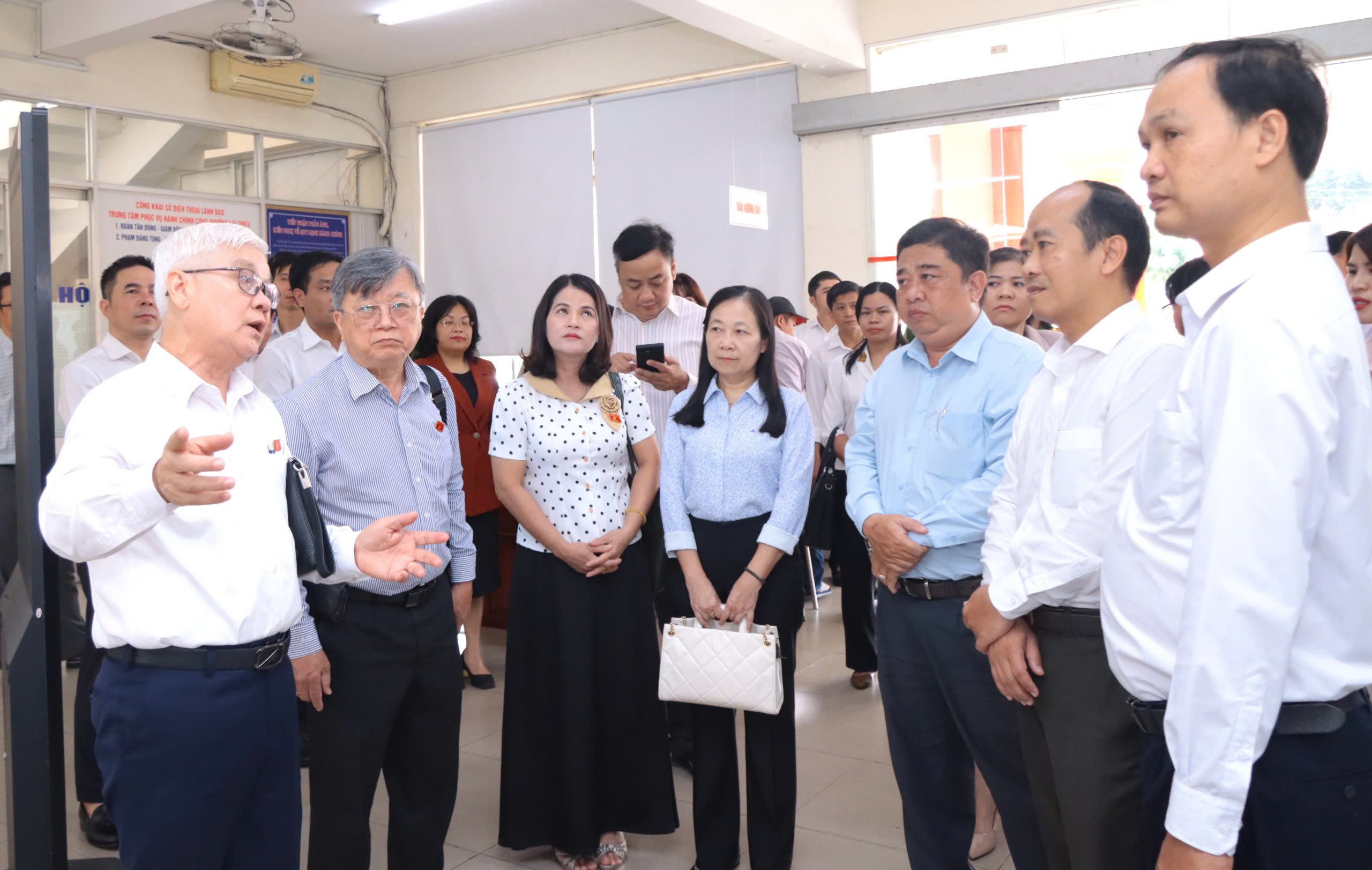 Phường Lái Thiêu, TP HCM kiến nghị bổ sung thêm 1 phó chủ tịch- Ảnh 3. Phường Lái Thiêu, TP HCM kiến nghị bổ sung thêm 1 phó chủ tịch- Ảnh 3.