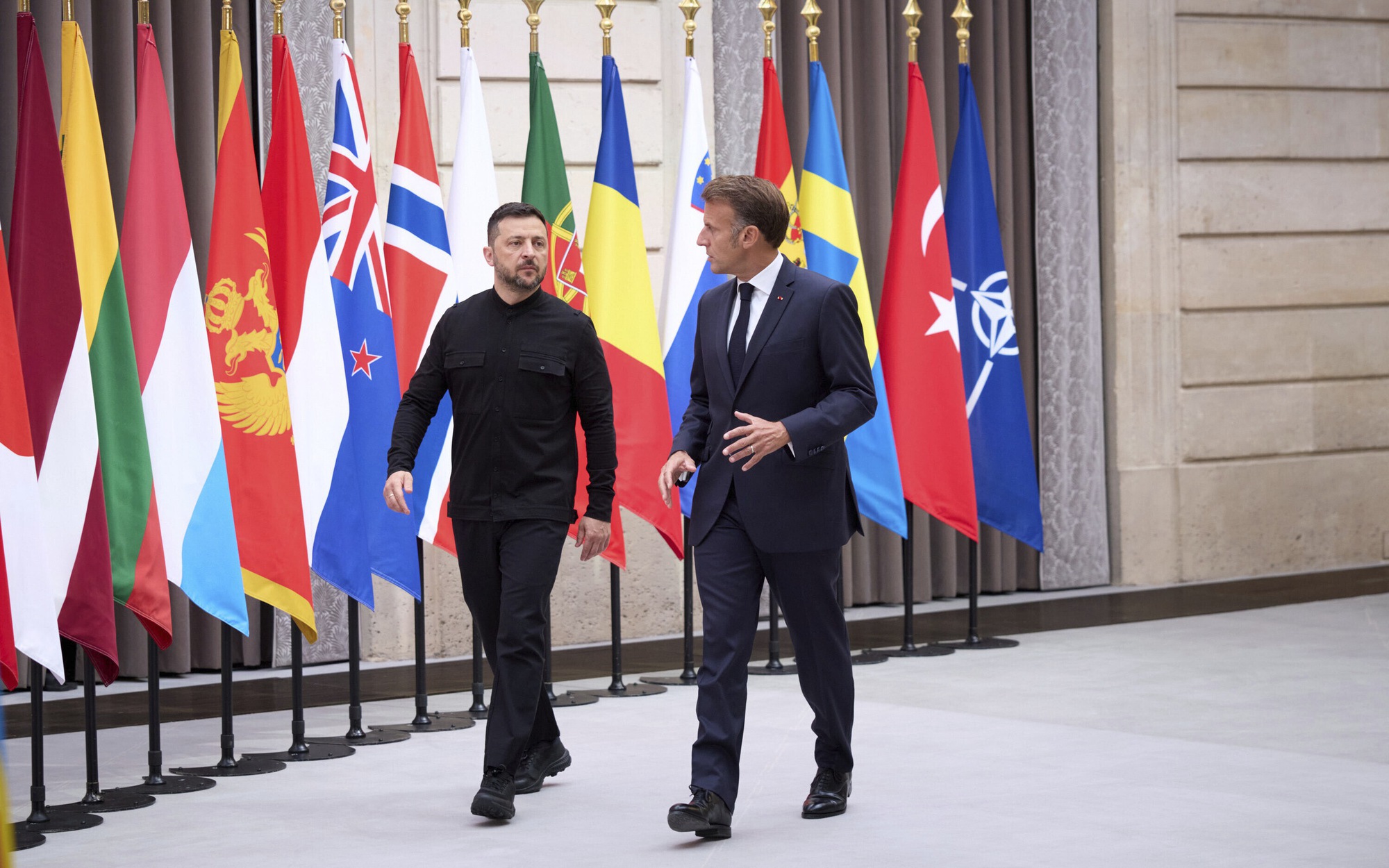 Điểm nóng đàm phán: Tổng thống Ukraine kiên quyết không đến Moscow - Ảnh 2.