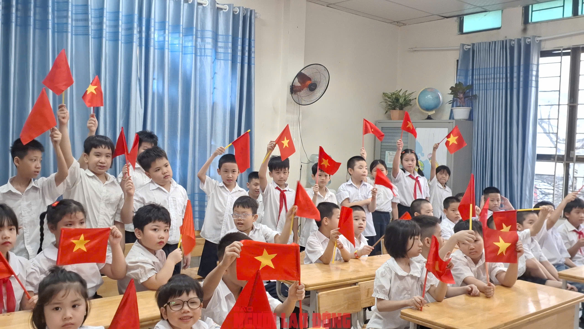 VIDEO: Xúc động lễ khai giảng năm học mới ở ngôi trường đặc biệt- Ảnh 7. VIDEO: Xúc động lễ khai giảng năm học mới ở ngôi trường đặc biệt- Ảnh 7.