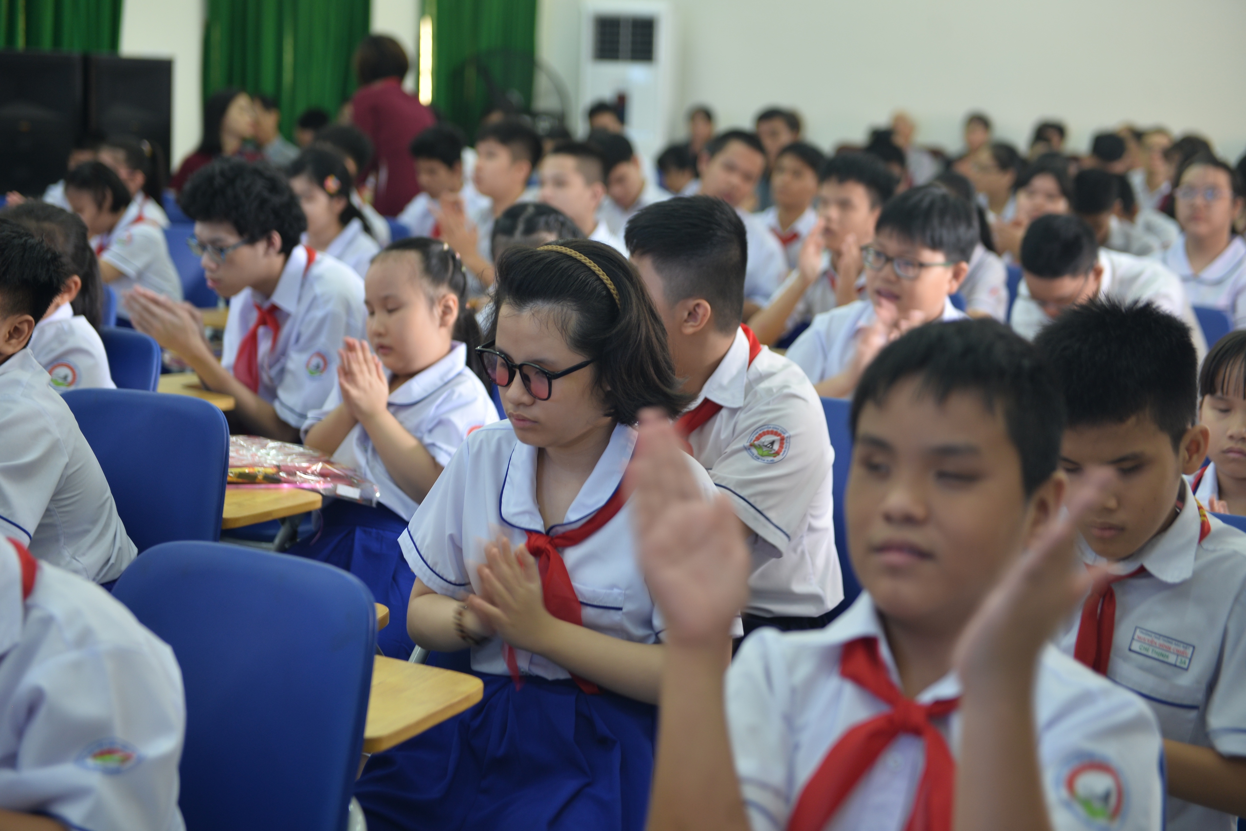 Lễ khai giảng xúc động tại trường khiếm thị Nguyễn Đình Chiểu- Ảnh 8. Lễ khai giảng xúc động tại trường khiếm thị Nguyễn Đình Chiểu- Ảnh 8.