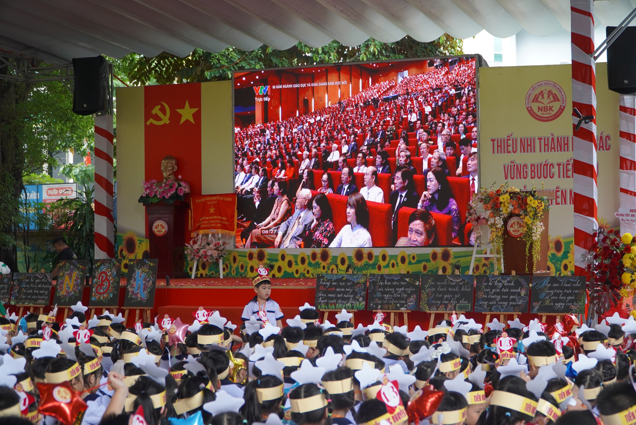 Nhiều cảm xúc trong ngày khai giảng đặc biệt của những học sinh đầu cấp  - Ảnh 5.