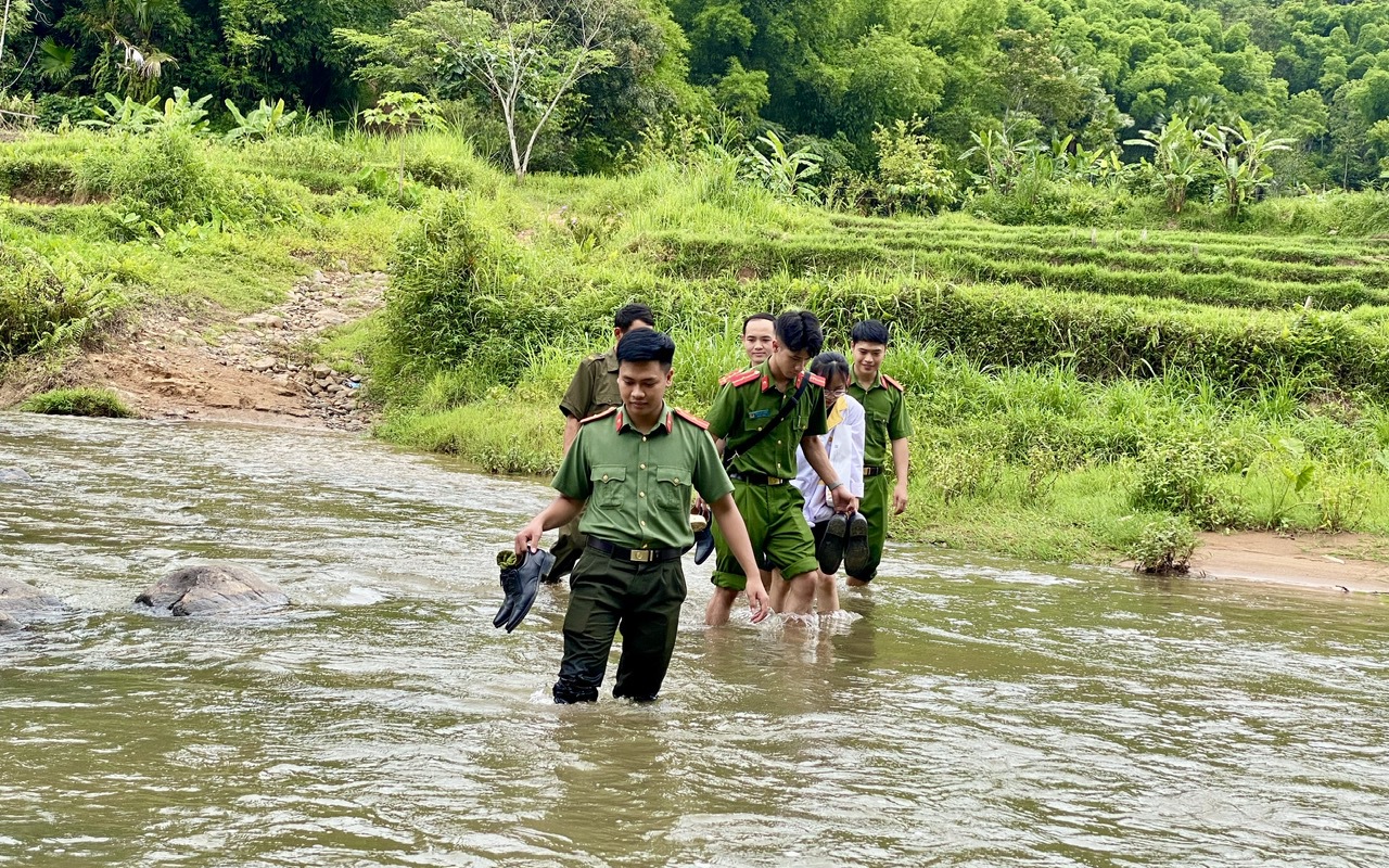 Chuyện tìm mộ liệt sĩ qua mẫu ADN