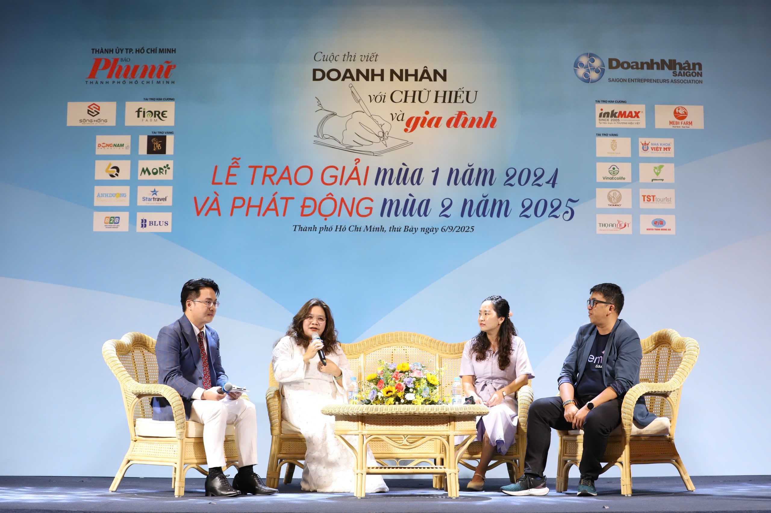 Báo Phụ nữ trao giải Cuộc thi viết "Doanh nhân với chữ hiếu và gia đình" - Ảnh 5.