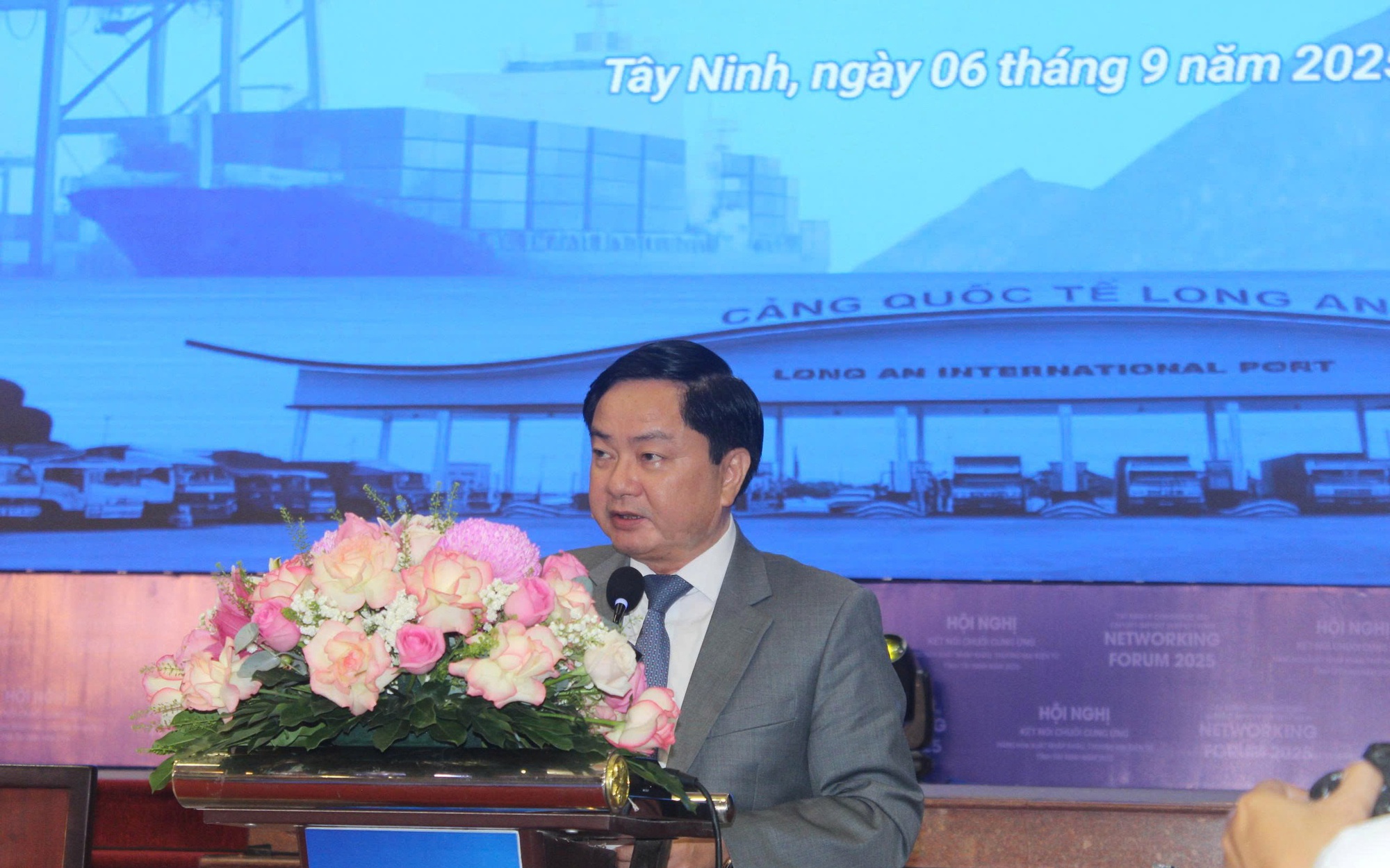 Người thợ sửa xe ở Tây Ninh được khen ngợi vì Hành động trung thực đáng qúy - Ảnh 2.