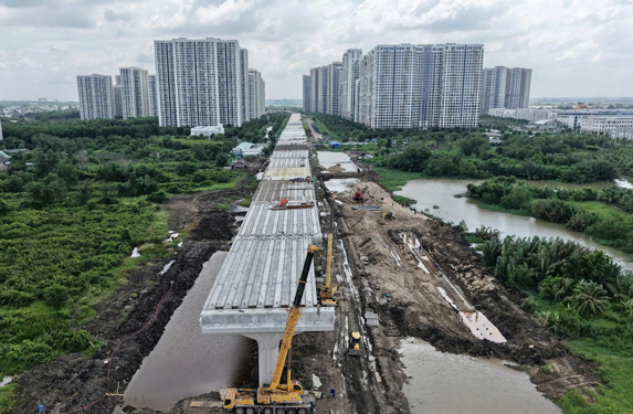 Vun bồi sức mạnh cho siêu đô thị: Trông chờ 3 tuyến vành đai - Ảnh 2. Vun bồi sức mạnh cho siêu đô thị: Trông chờ 3 tuyến vành đai - Ảnh 2.