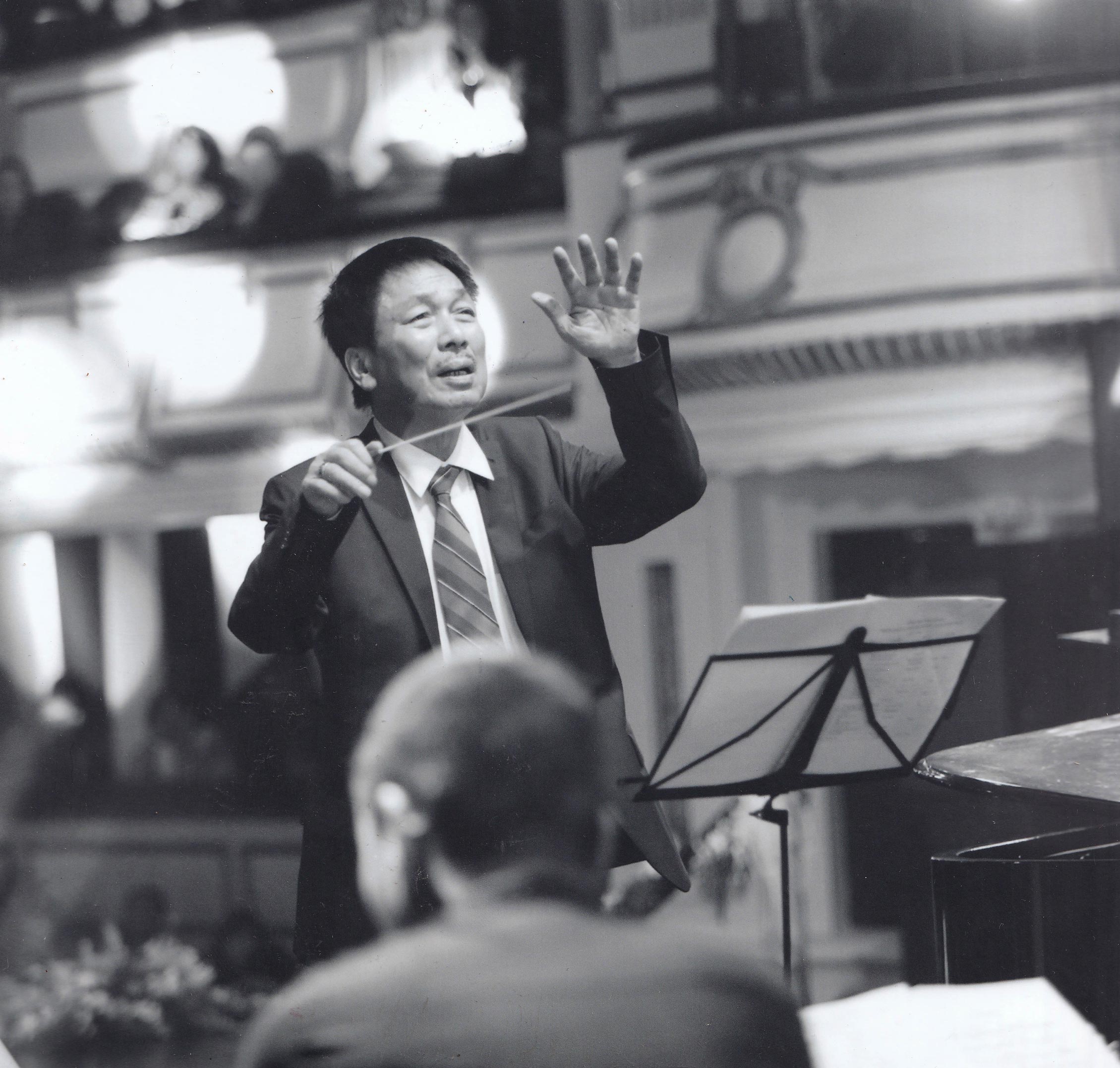 Trần Mạnh Tuấn mang tiếng saxophone trở lại đêm nhạc Phú Quang- Ảnh 1. Trần Mạnh Tuấn mang tiếng saxophone trở lại đêm nhạc Phú Quang- Ảnh 1.