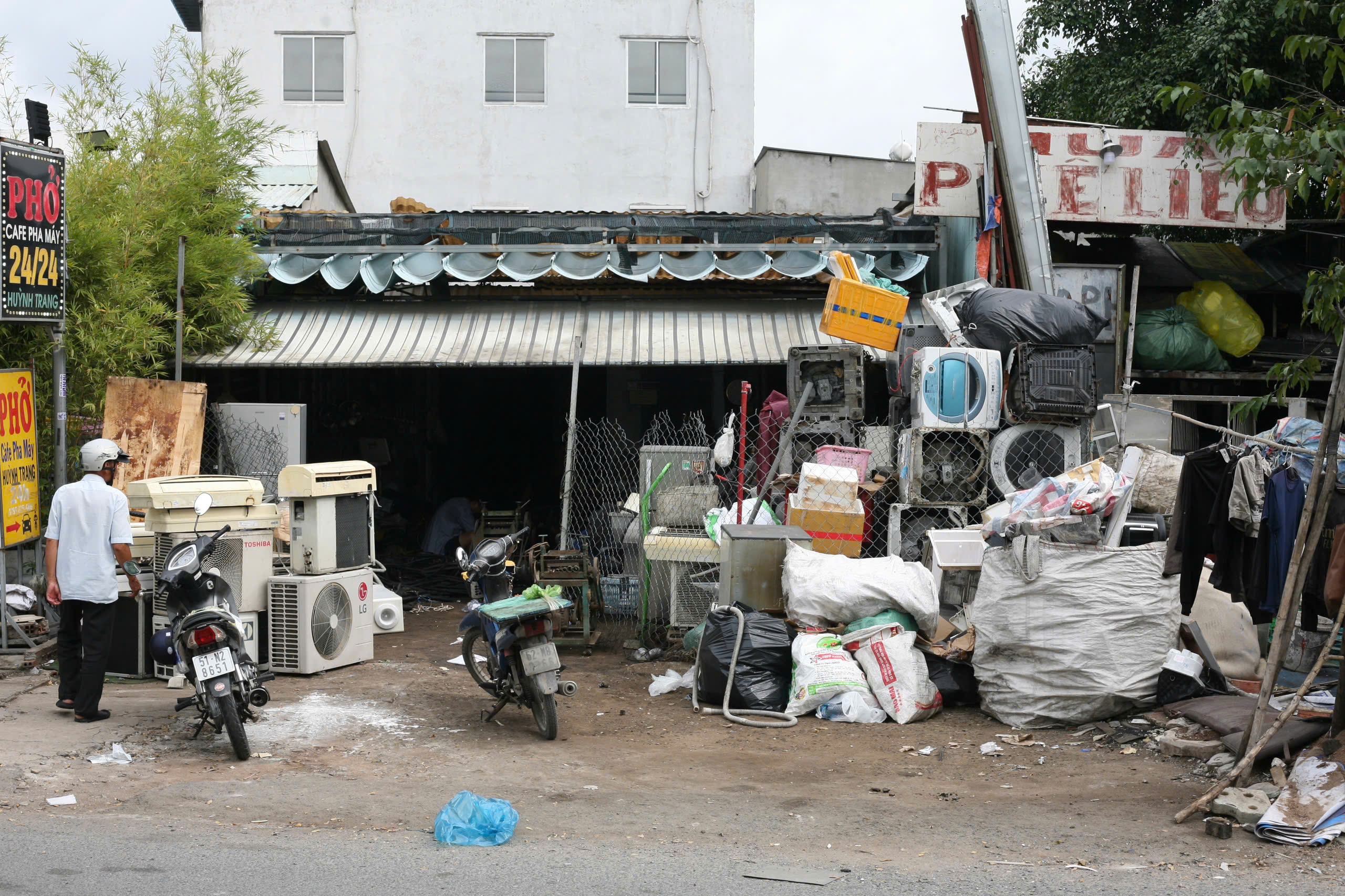 Hiểm họa tiềm tàng từ hàng ngàn vựa phế liệu: Tổng rà soát ... - Ảnh 1. Hiểm họa tiềm tàng từ hàng ngàn vựa phế liệu: Tổng rà soát ... - Ảnh 1.