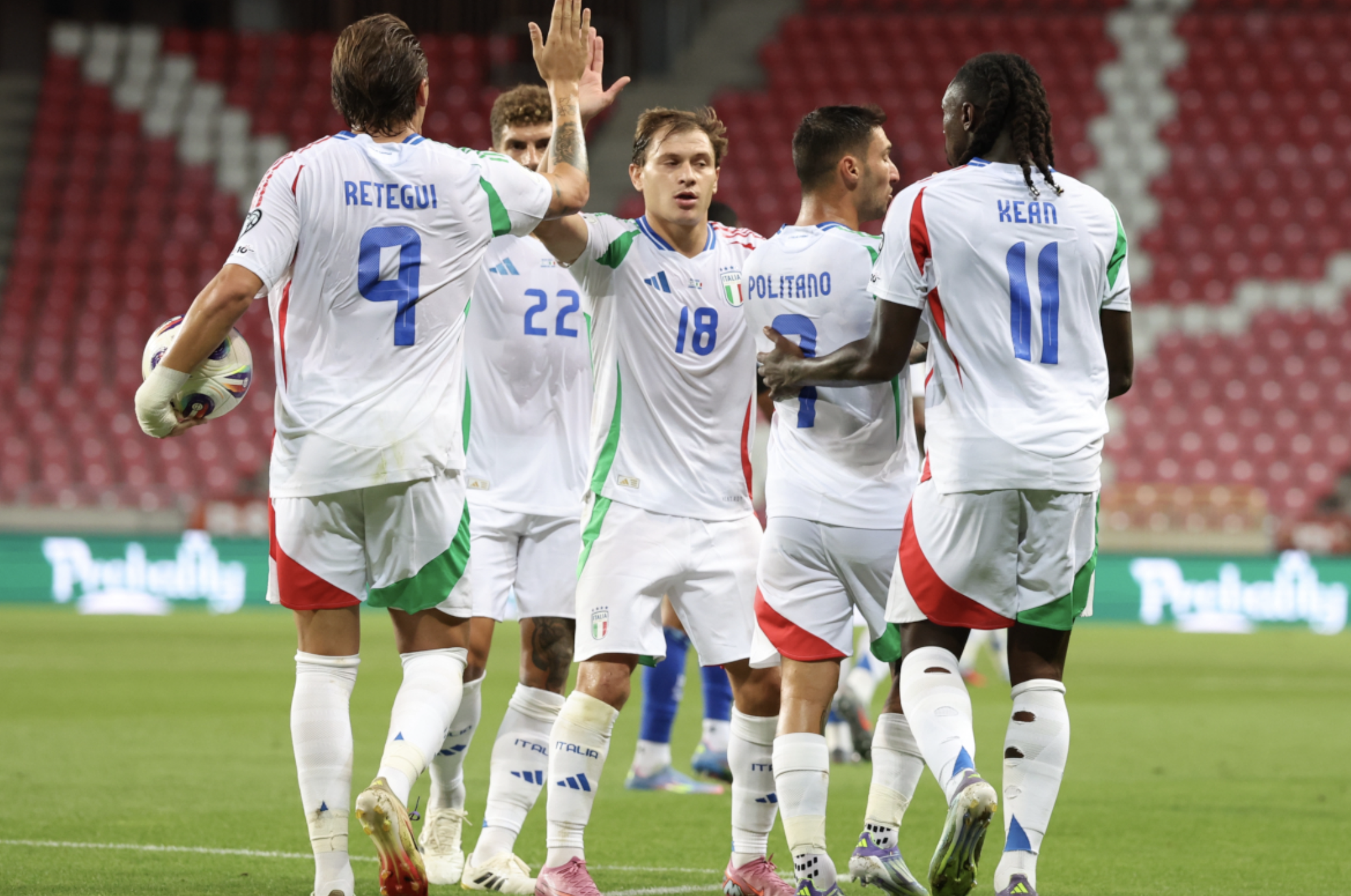 Itali memenangi perlawanan itu dengan 9 gol menentang Israel: Kegembiraan jangka pendek, kebimbangan jangka panjang - Foto 5. Ý thắng trận cầu 9 bàn trước Israel: Niềm vui ngắn, nỗi lo dài- Ảnh 5.