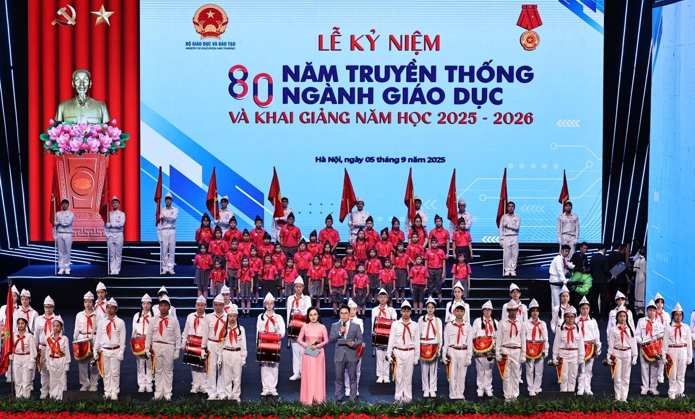 Lễ kỷ niệm 80 năm truyền thống ngành Giáo dục và khai giảng năm học 2025 - 2026- Ảnh 1. Lễ kỷ niệm 80 năm truyền thống ngành Giáo dục và khai giảng năm học 2025 - 2026- Ảnh 1.