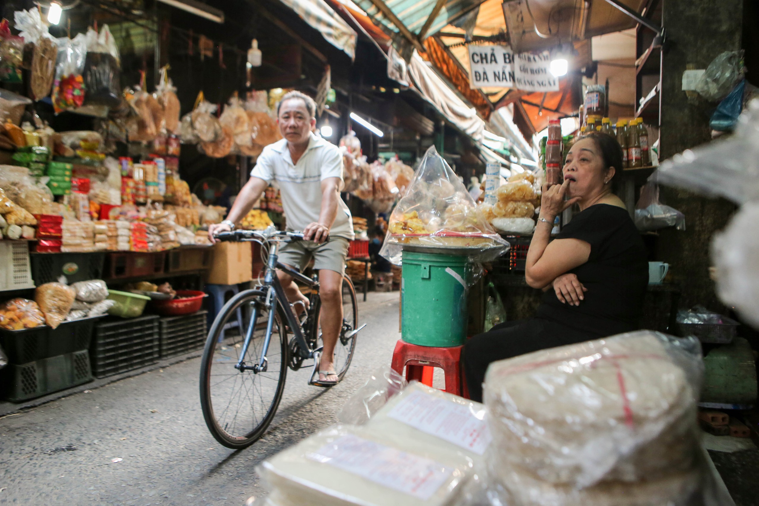 Bireysel işletmelere yönelik vergilendirmede hala birçok sorun var - Fotoğraf 1. Thuế cho cá nhân kinh doanh còn nhiều vấn đề- Ảnh 1.