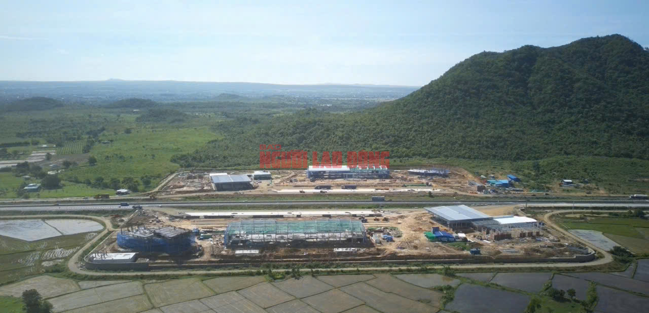 Đường cao tốc Vĩnh Hảo – Phan Thiết: Tồn đọng nhiều hạng mục- Ảnh 1. Đường cao tốc Vĩnh Hảo – Phan Thiết: Tồn đọng nhiều hạng mục- Ảnh 1.