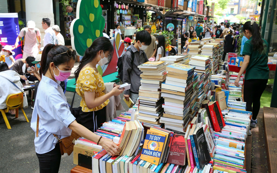 Cân nhắc hài hòa giữa không gian văn hóa và trật tự đô thị - Ảnh 3.