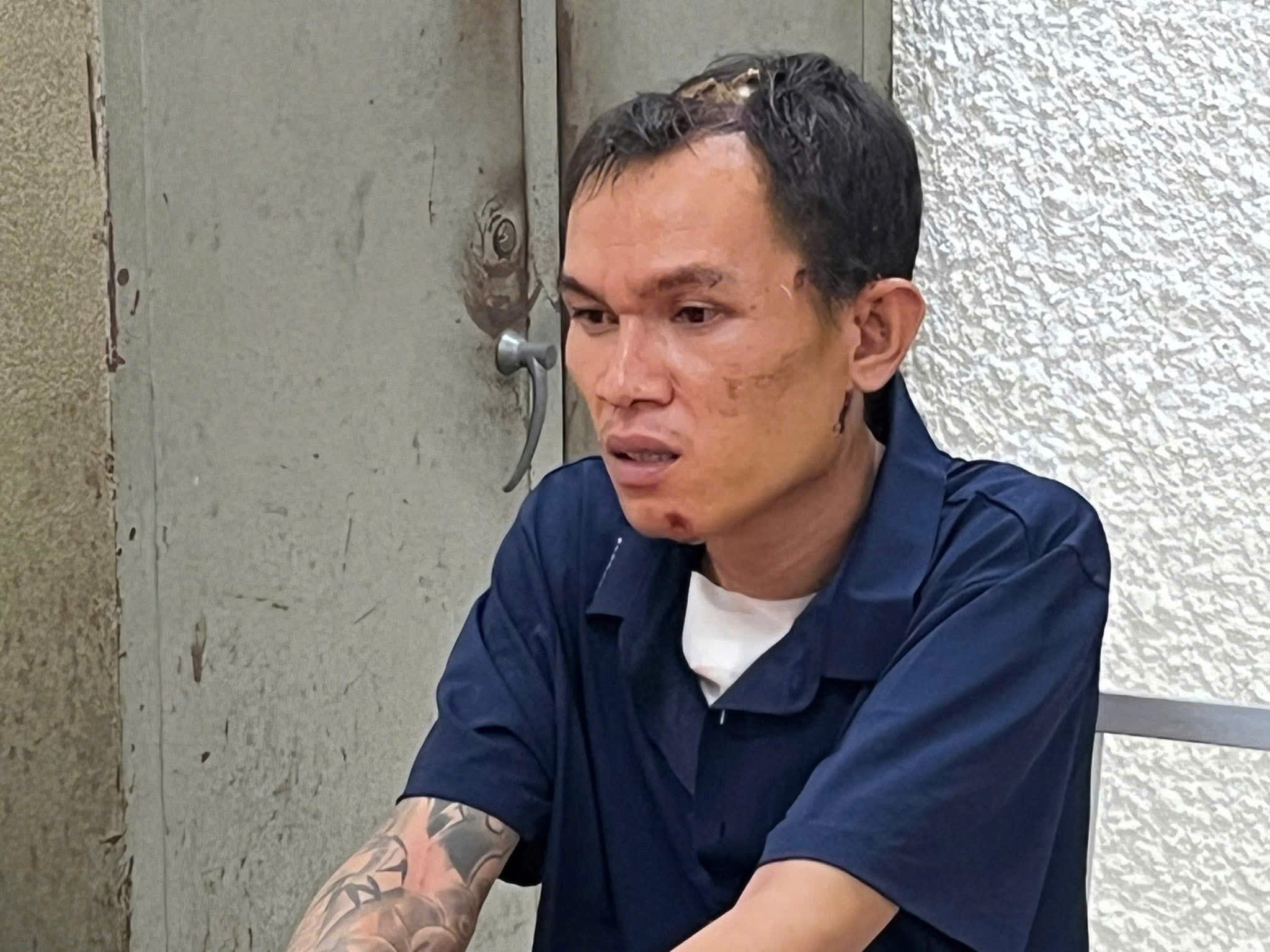 Kẻ sát hại thiếu tá Nguyễn Đông Cánh bị khởi tố điều tra về tội giết người - Ảnh 3. Kẻ sát hại thiếu tá Nguyễn Đông Cánh bị khởi tố điều tra về tội giết người - Ảnh 3.