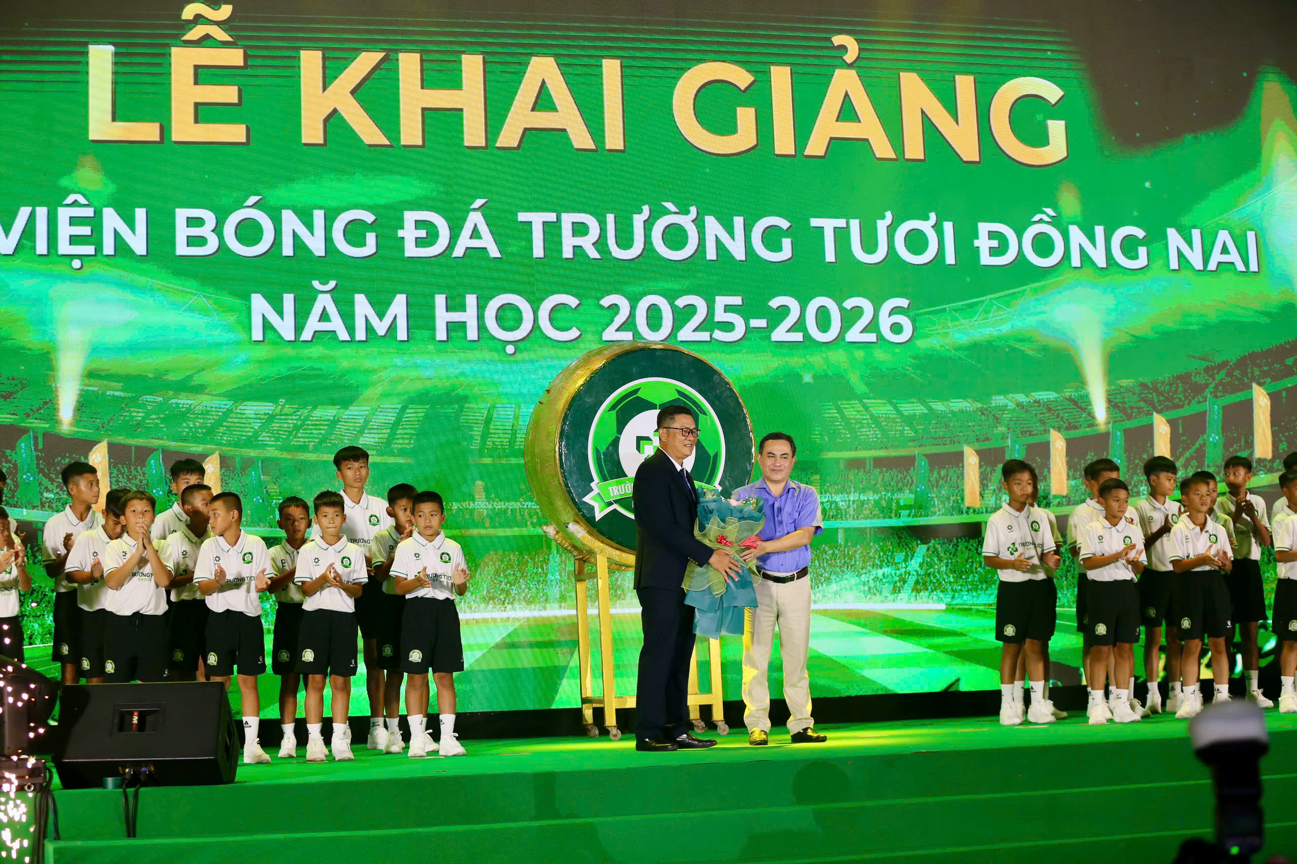 Trường Tươi Đồng Nai xuất quân với mục tiêu thăng hạng V-League - Ảnh 4. Trường Tươi Đồng Nai xuất quân với mục tiêu thăng hạng V-League - Ảnh 4.