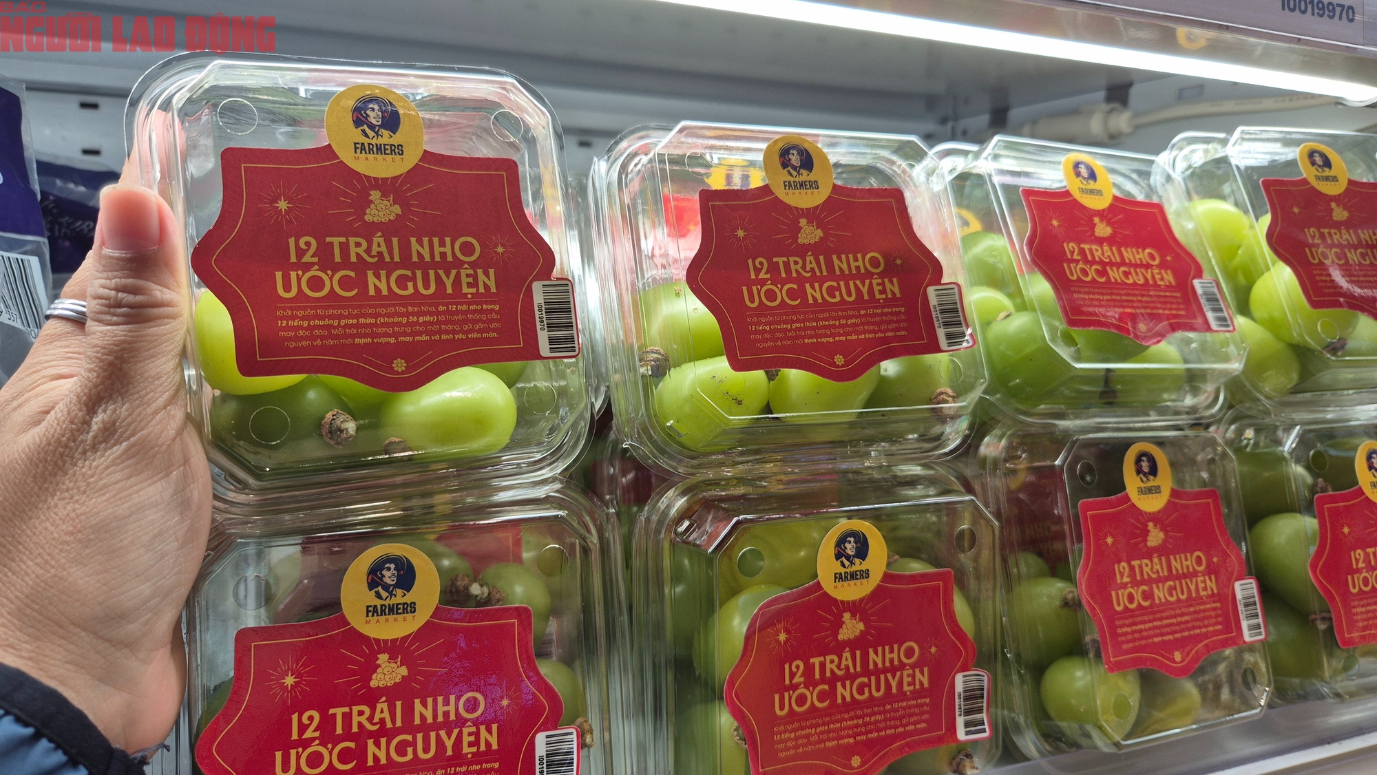 Giới kinh doanh tăng doanh số nhờ tr&agrave;o lưu 12 tr&aacute;i nho ước nguyện - Ảnh 3.