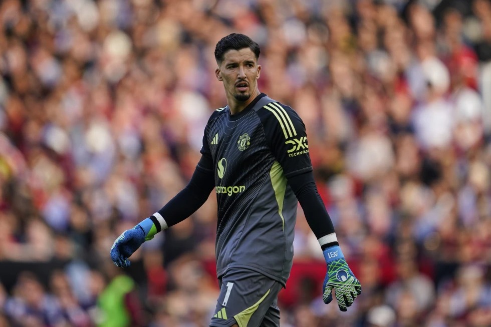 Chấm điểm 21 cầu thủ Man Utd sau nửa mùa “khi mờ khi tỏ” - Ảnh 2.