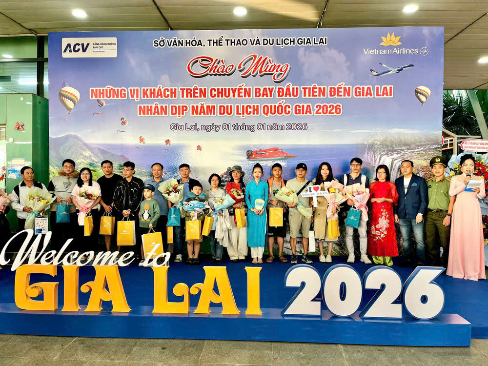 Lâm Đồng, Gia Lai đón du khách "xông đất" đầu năm 2026 - Ảnh 6.