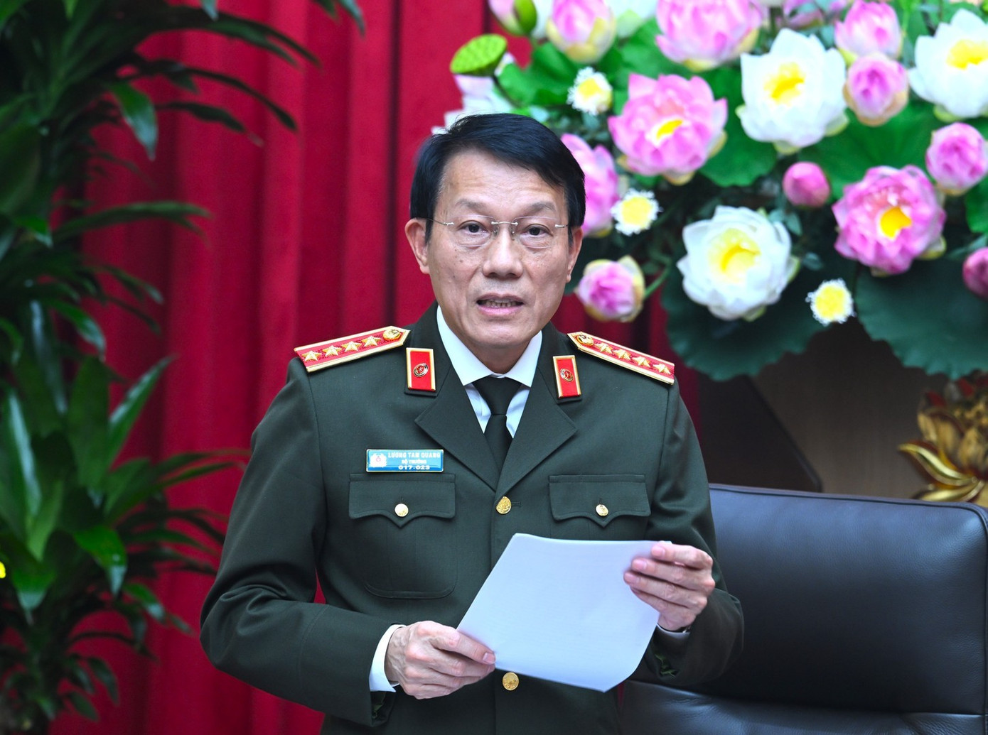 Giới thiệu Đại tướng Lương Tam Quang ứng cử đại biểu Quốc hội khóa XVI - Ảnh 2.