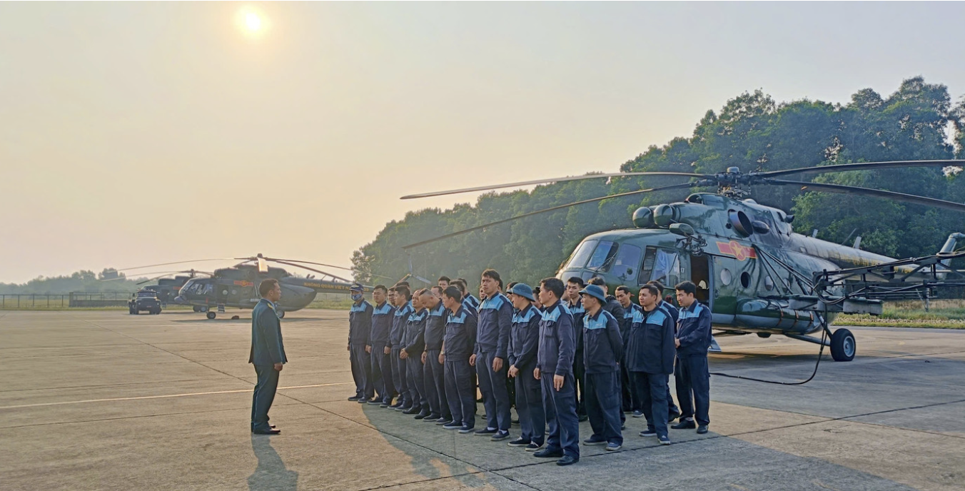 Huy động trực thăng bảo đảm an ninh cho Đại hội Đảng lần thứ XIV - Ảnh 1.