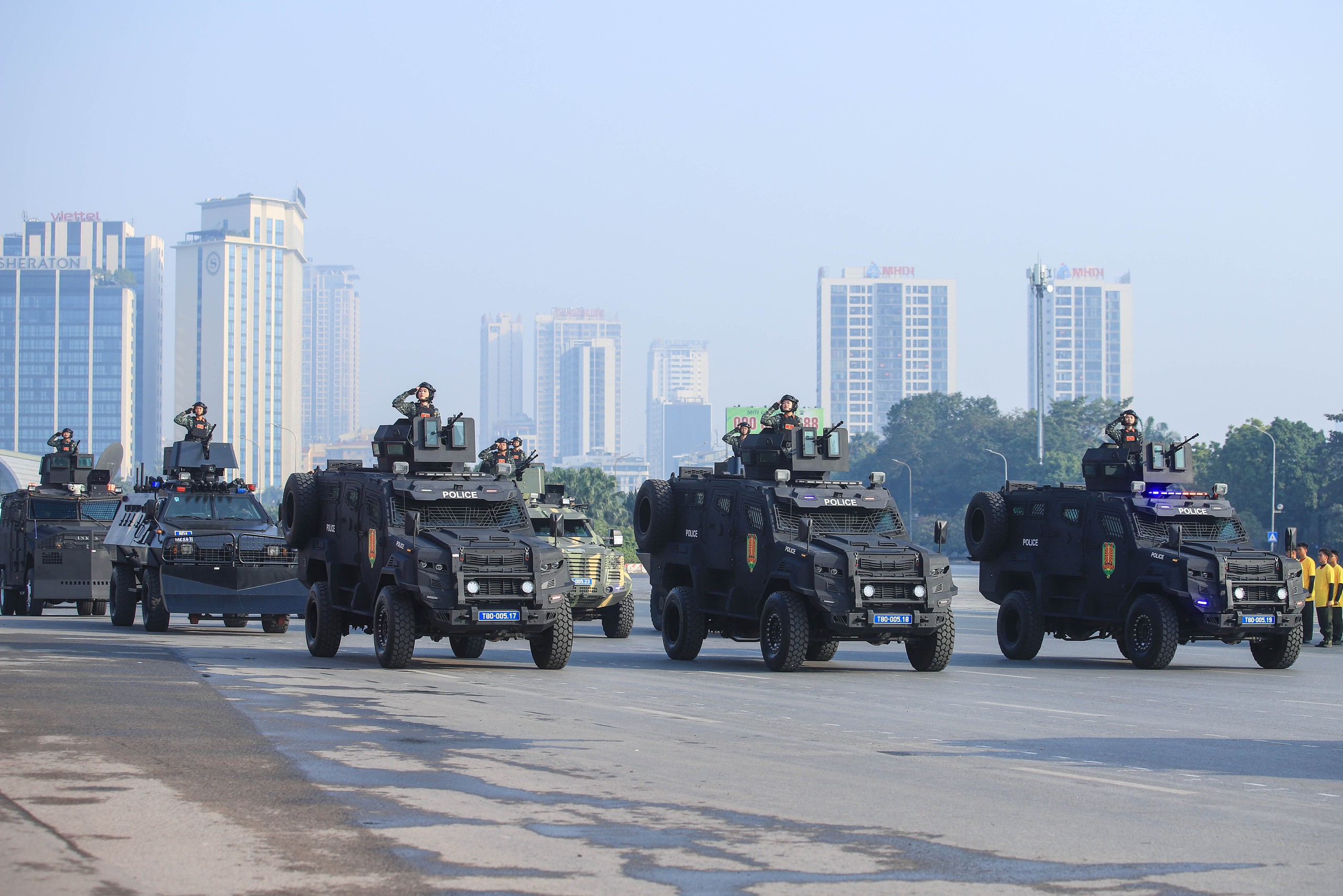 Cảnh s&aacute;t bảo vệ Đại hội XIV của Đảng: Sự kiện ph&ocirc; diễn sức mạnh an ninh - Ảnh 7.